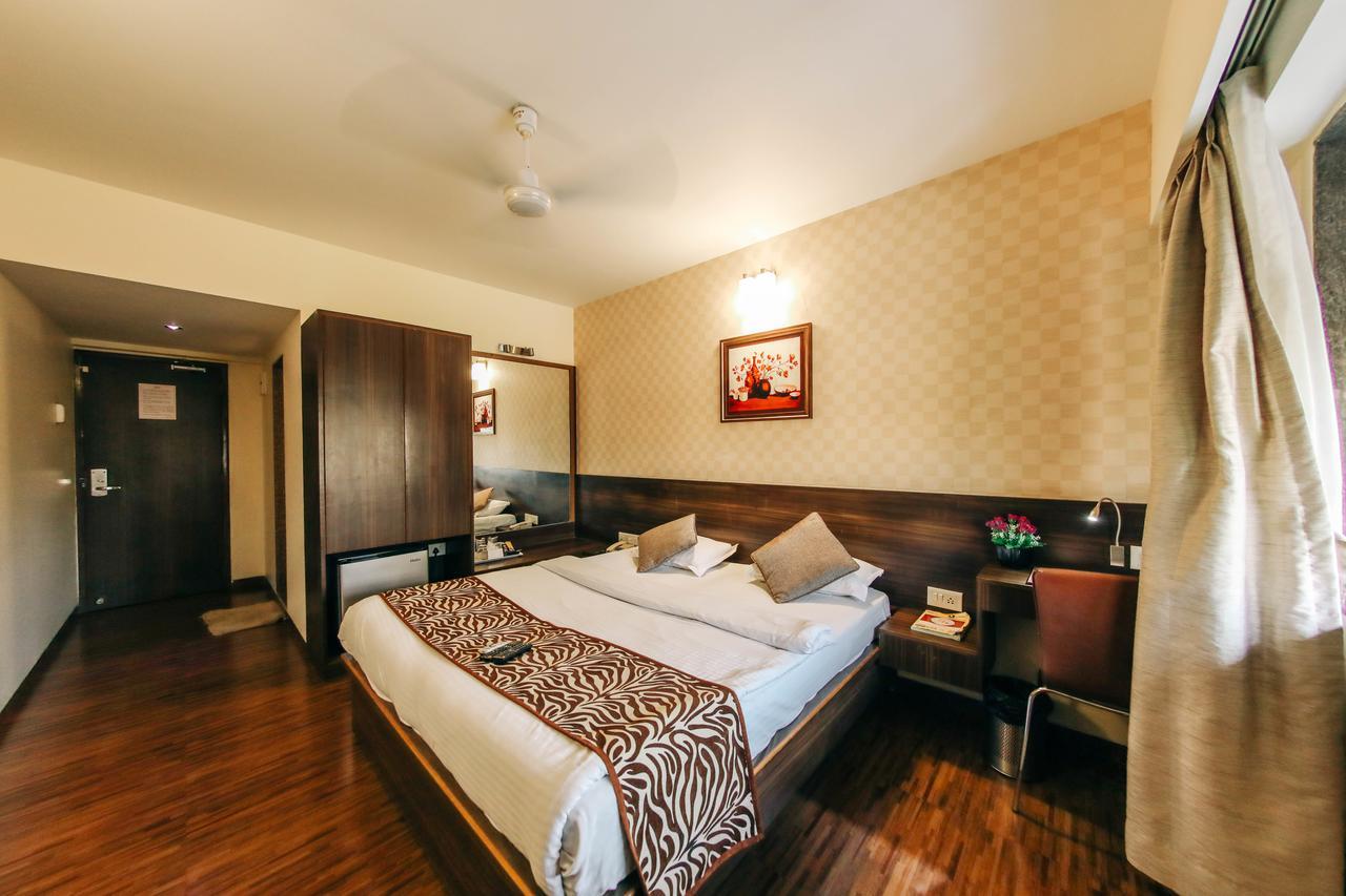 Hostel Mumbai By Maharana Inn Екстер'єр фото