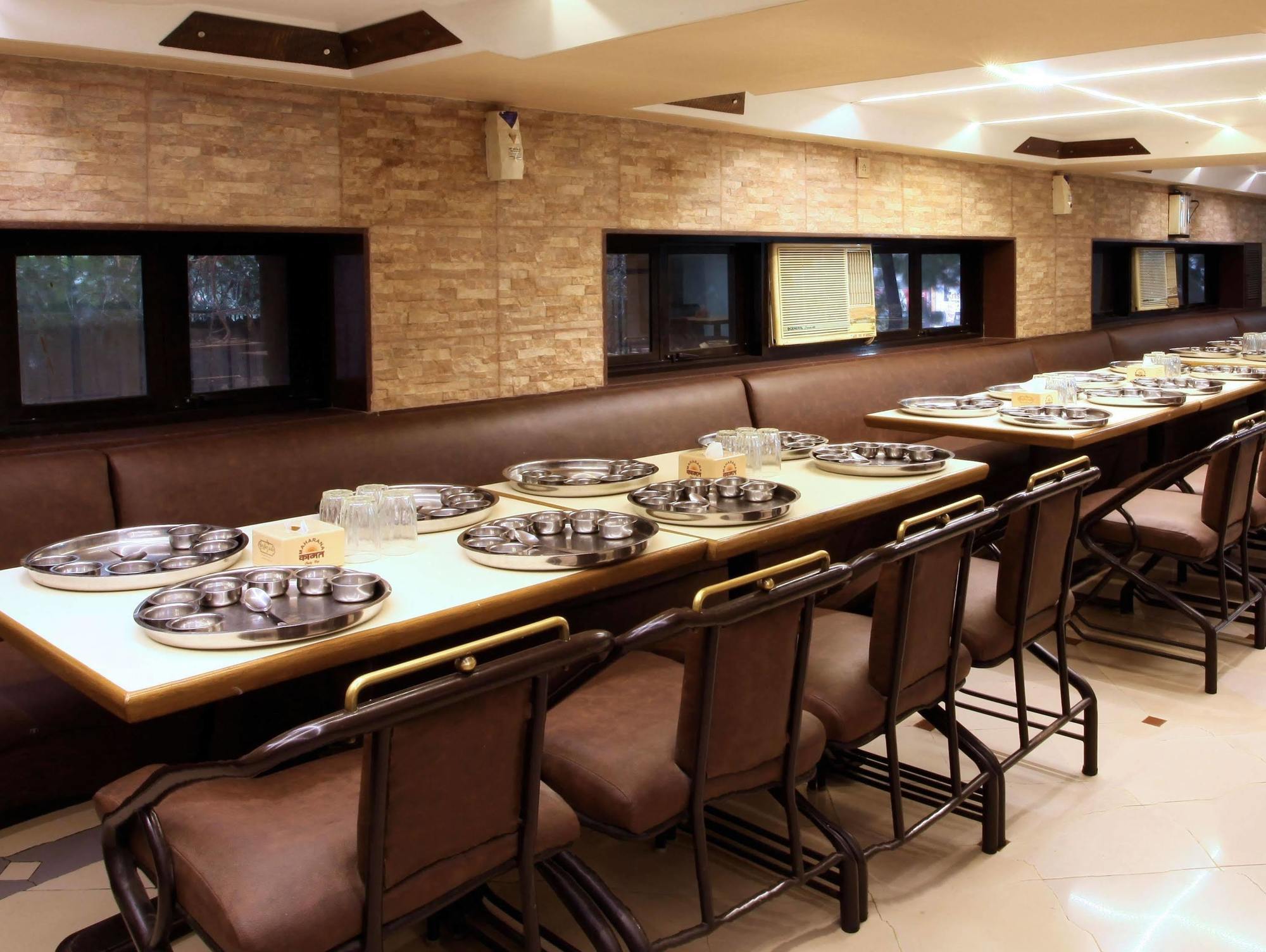 Hostel Mumbai By Maharana Inn Екстер'єр фото