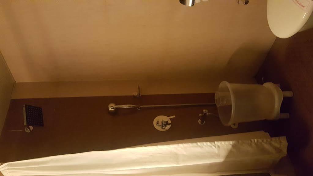 Hostel Mumbai By Maharana Inn Екстер'єр фото